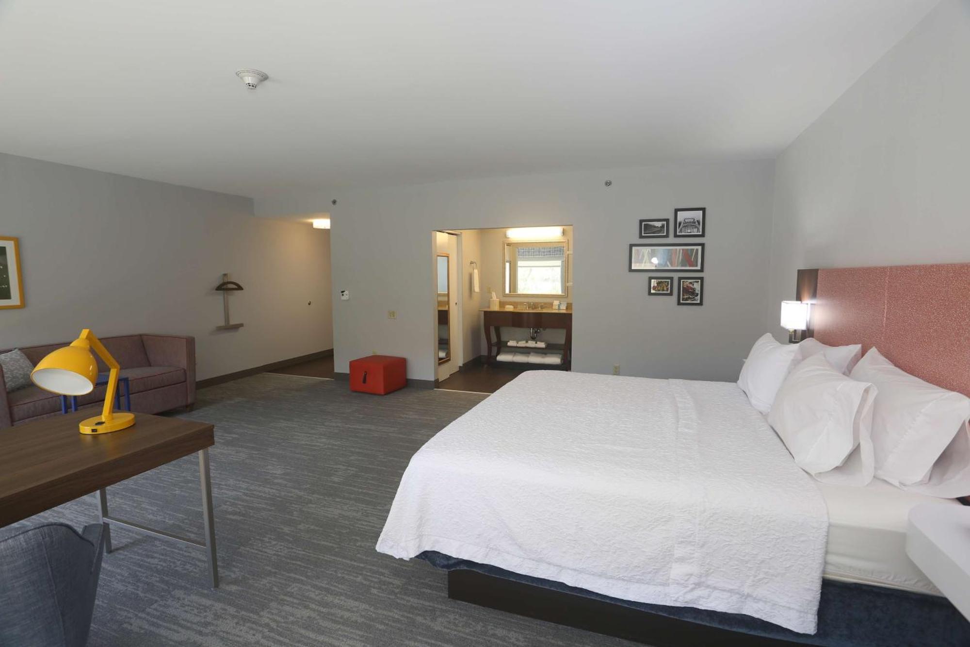 Hampton Inn Owego Exteriör bild